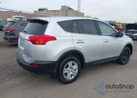 2015 Toyota Rav4 Le z USA, uszkodzony, nr VIN 2T3BFREV5FW262133